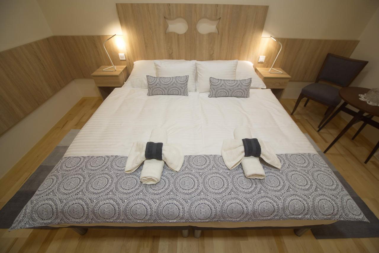 אגר Holiday Home Podium מראה חיצוני תמונה