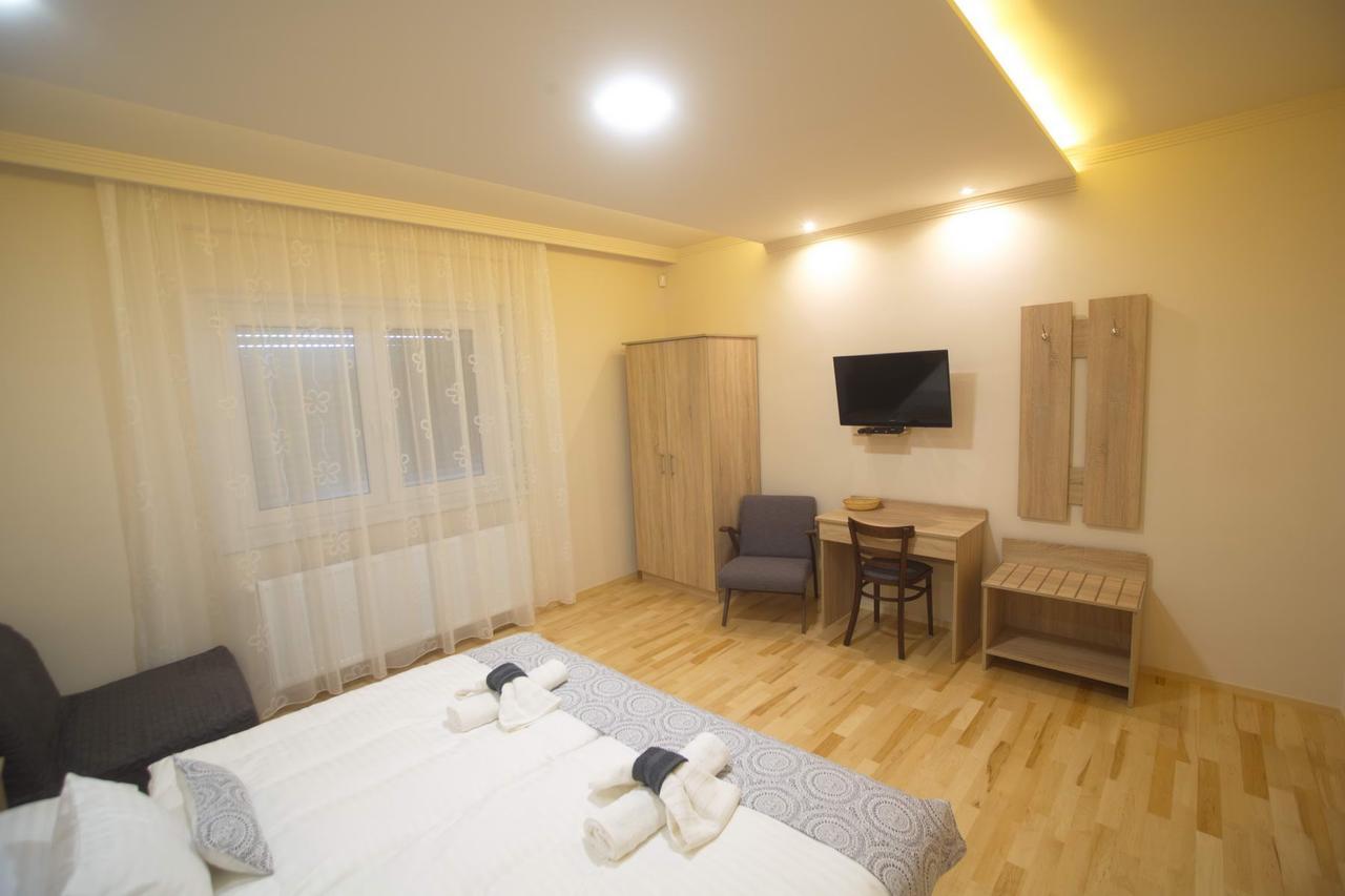 אגר Holiday Home Podium מראה חיצוני תמונה