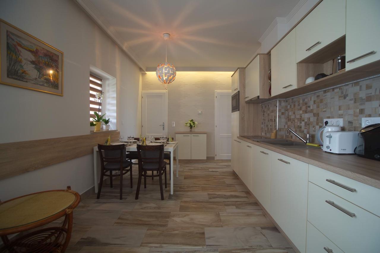 אגר Holiday Home Podium מראה חיצוני תמונה